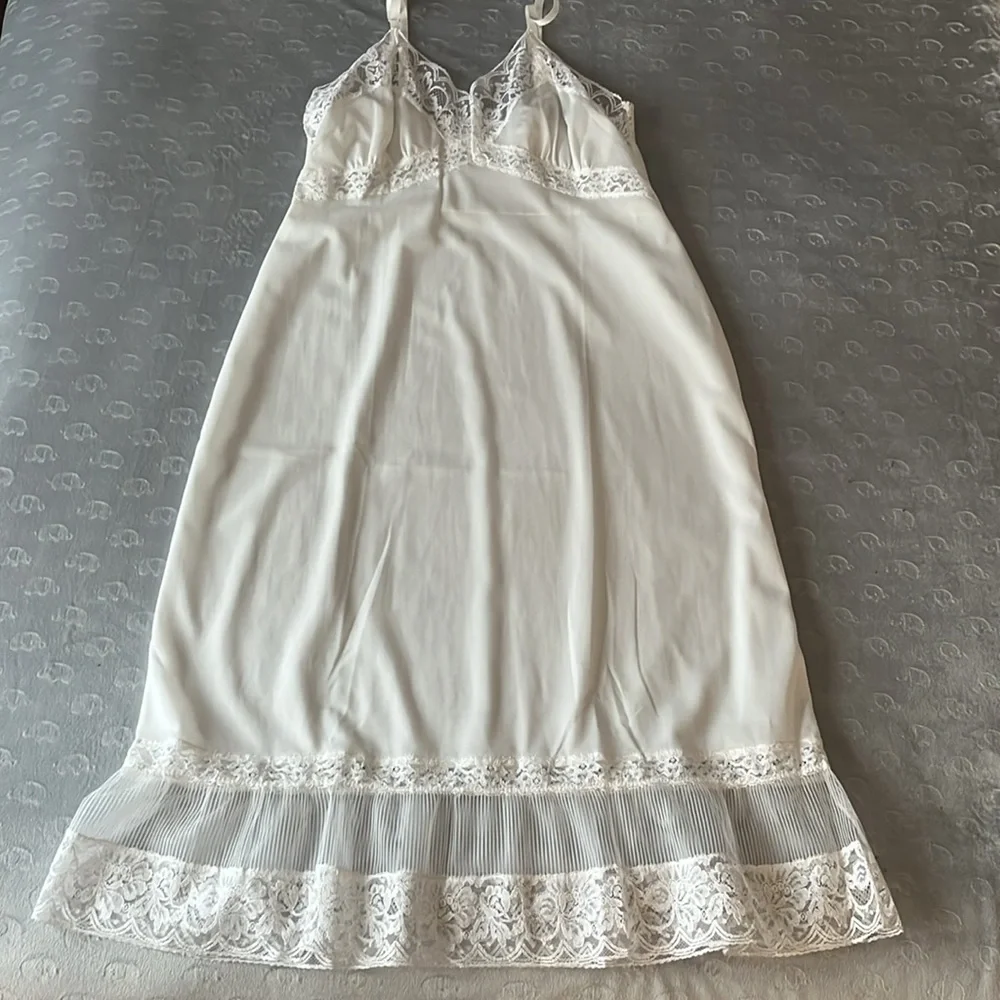 Vintage Betty Ray Chemise Full Slip‎ White Nylon Size S - Picture 8 of 14